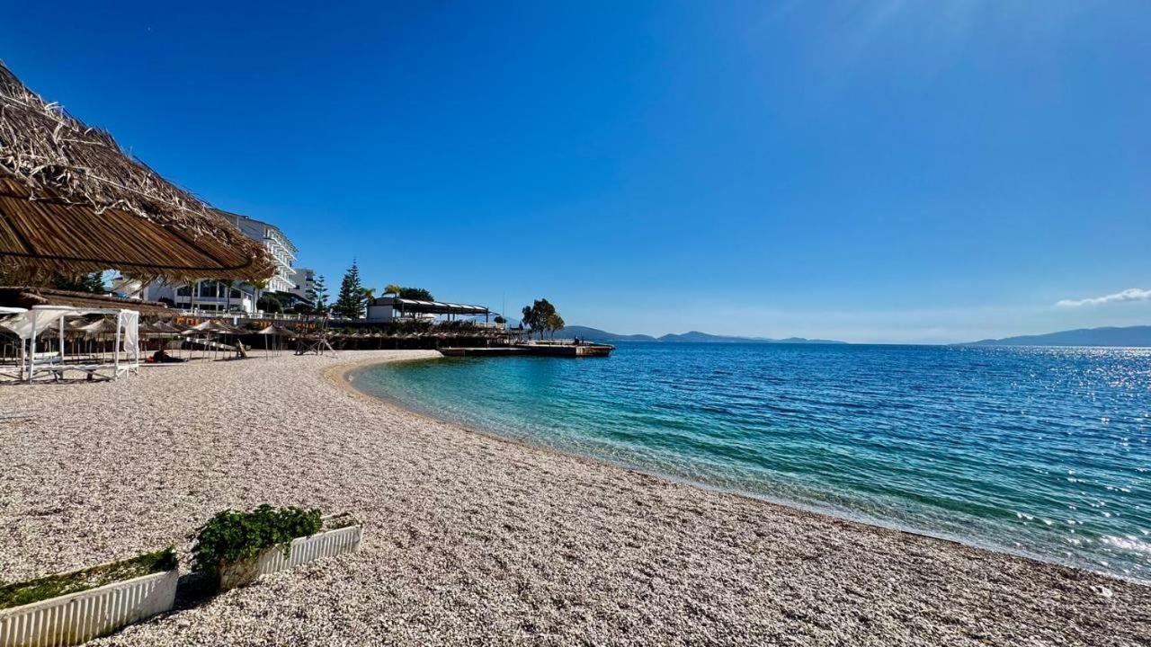 Agora Sea View Apartment Sarandë Eksteriør bilde